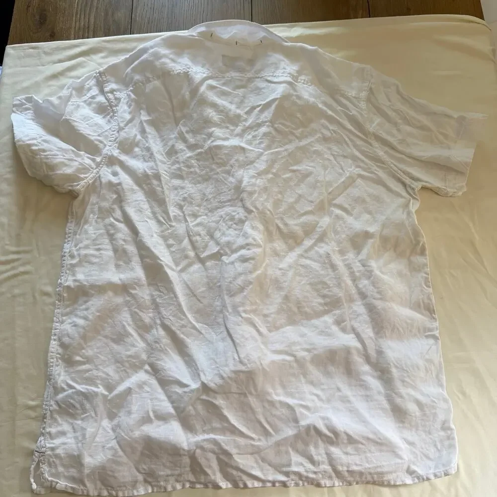 Banana Republic White Textured Linen Casual Button Up Men's L Cruise Vacation